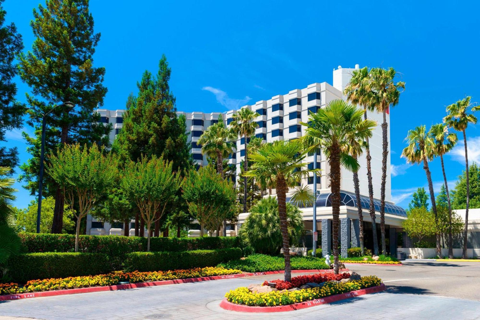 Отель Sacramento Marriott Ранчо Кордова Экстерьер фото
