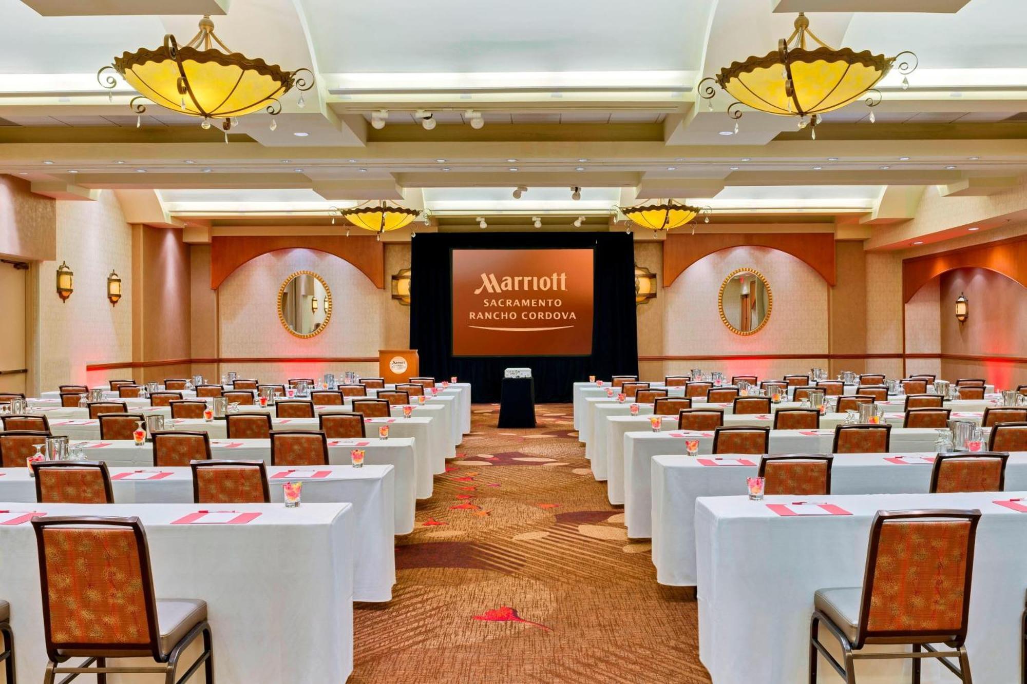 Отель Sacramento Marriott Ранчо Кордова Экстерьер фото